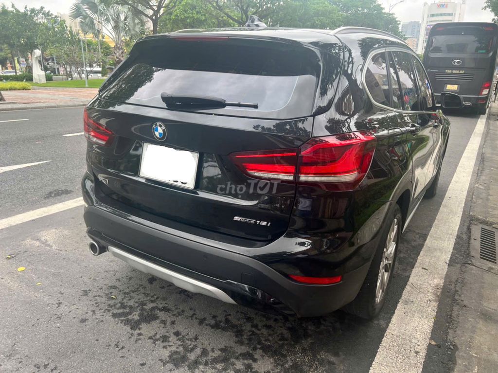 BMW X1 sDrive18i 2021 Đen 45.000 km. Mua bán Ô tô tại Quận Thanh Khê Đà Nẵng được đăng bởi Anh Tiến hình 4