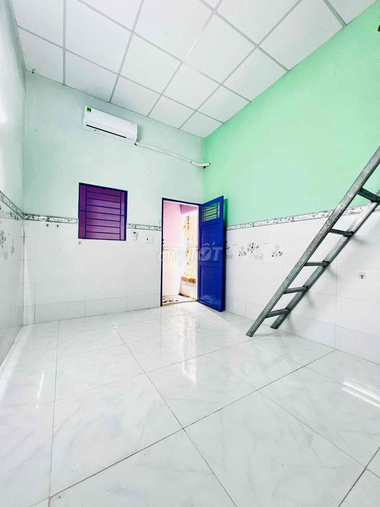 Phòng 30m2 ngay Chế Lan Viên & Trường Chinh, gần Cầu Tham Lương - 3.x