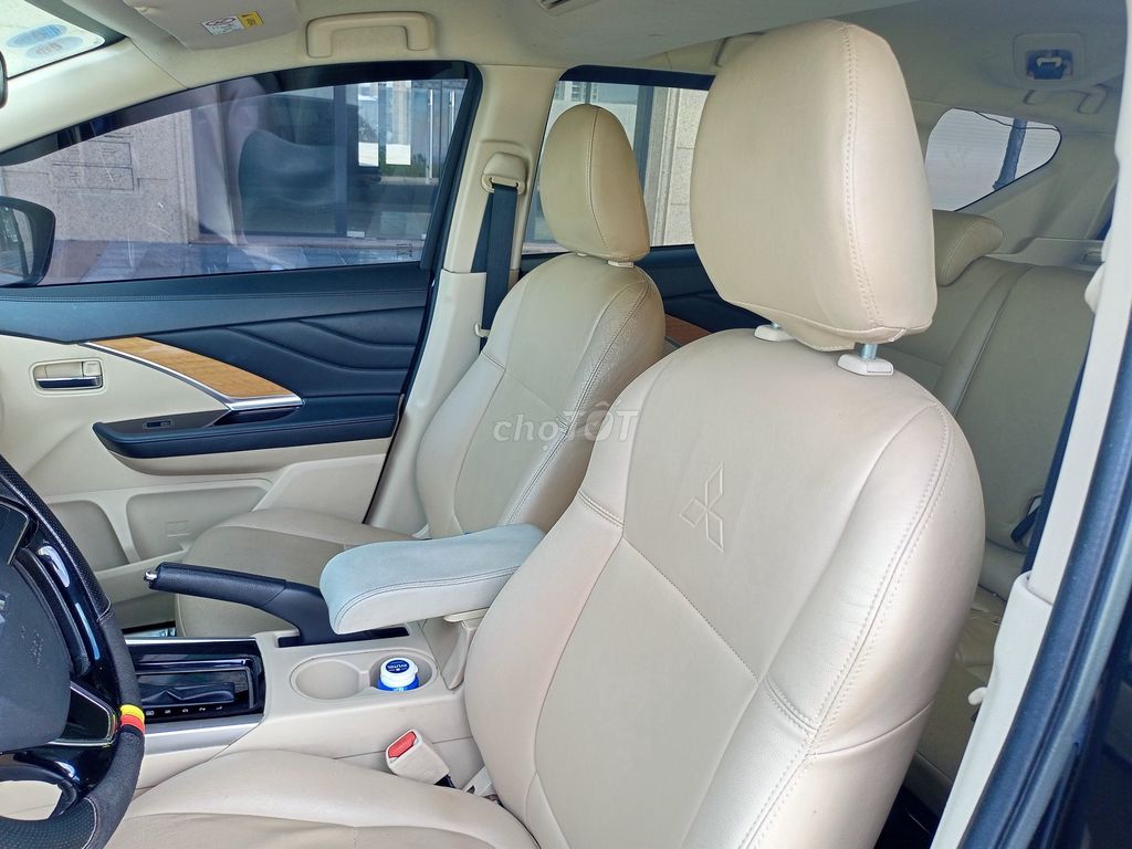 Mitsubishi Xpander 2019 1.5 AT Đen 180000 km. Mua bán Ô tô tại Huyện Gia Lâm Hà Nội được đăng bởi Nguyen Nam hình 1