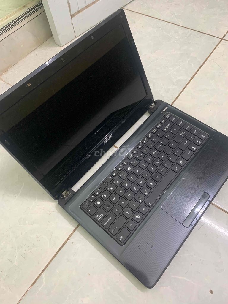 Asus K42F Đen không pin , hỏng cảm touchpad. Mua bán Laptop tại Huyện Tam Dương Vĩnh Phúc được đăng bởi Duong Lee hình 1