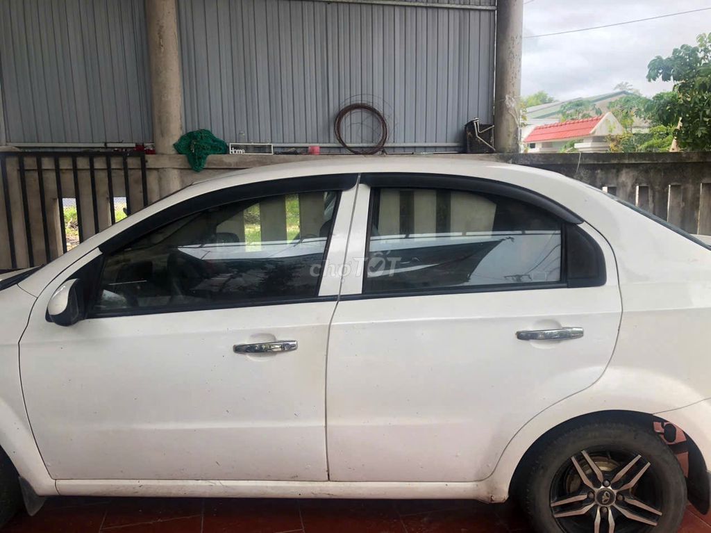 Daewoo Gentra 2010 SX Trắng. Mua bán Ô tô tại Huyện Bình Sơn Quảng Ngãi được đăng bởi Võ Hoài Chung hình 5