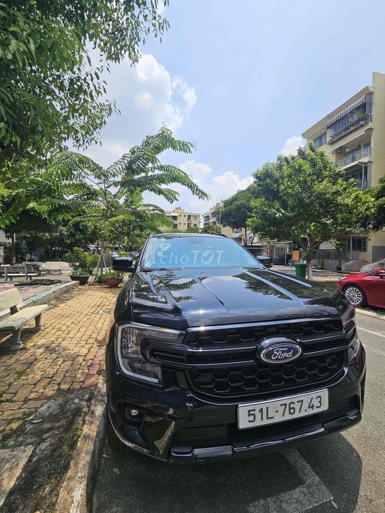 EVREST XE SIÊU CỌP+GIA ĐÌNH NÊN MUA. Mua bán Ô tô tại Quận 7 Tp Hồ Chí Minh được đăng bởi Kỳ hình 1