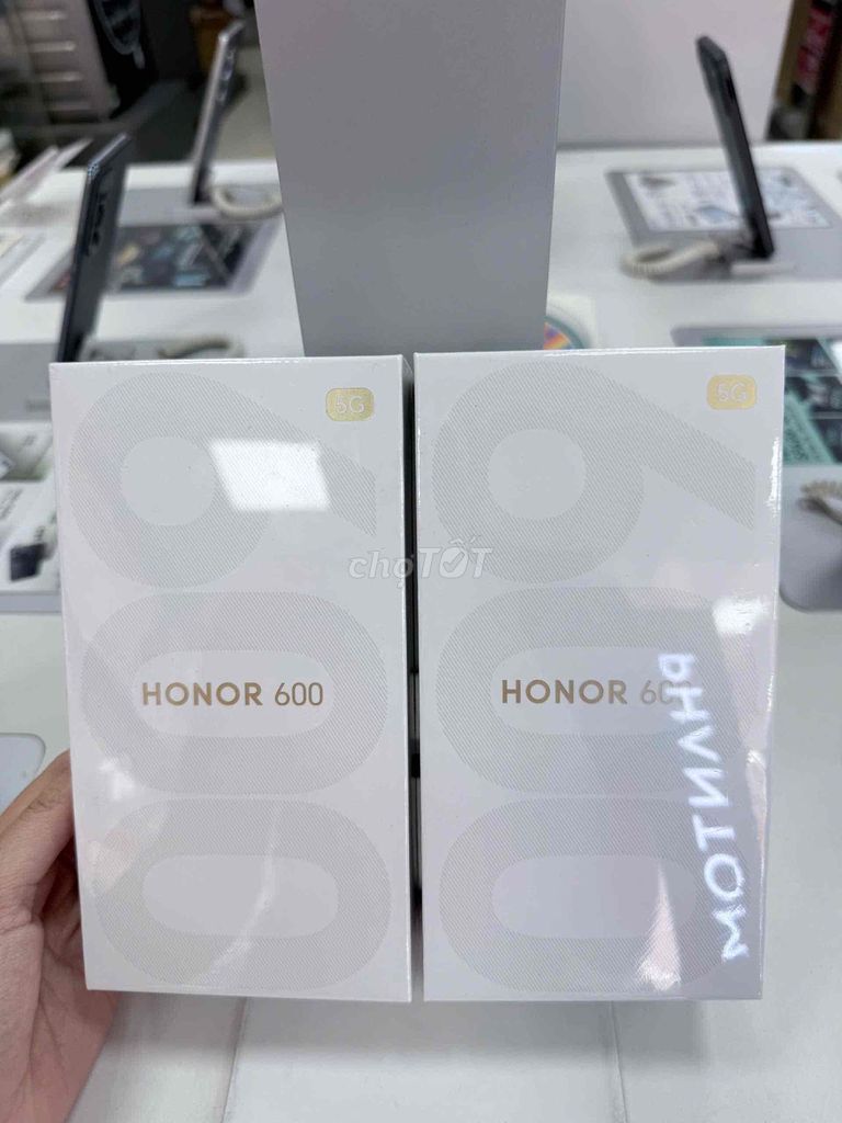 Honor 600 8GB/256GB. Mua bán Điện thoại tại Quận 12 Tp Hồ Chí Minh được đăng bởi Trường hình 1