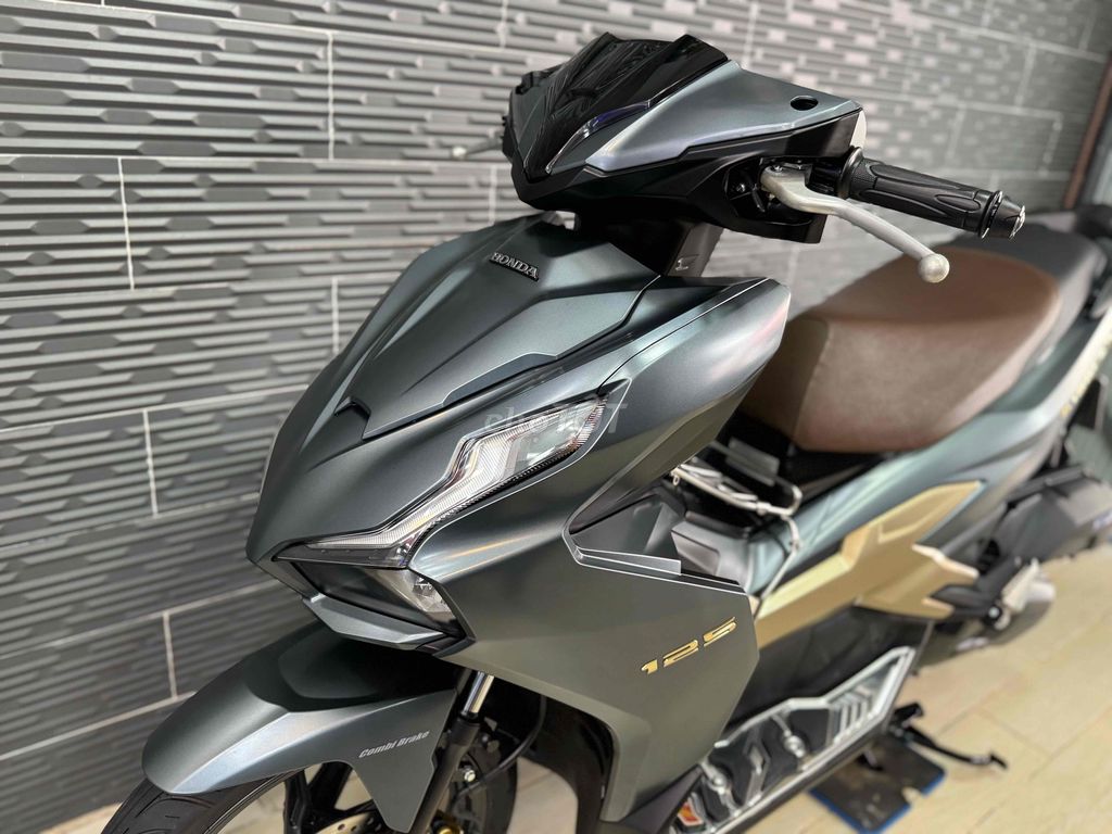 Honda Air Blade 125 2024 Xanh Nhám Sporty Bstp. Mua bán Xe máy tại Quận Bình Thạnh Tp Hồ Chí Minh được đăng bởi kelwin hình 7