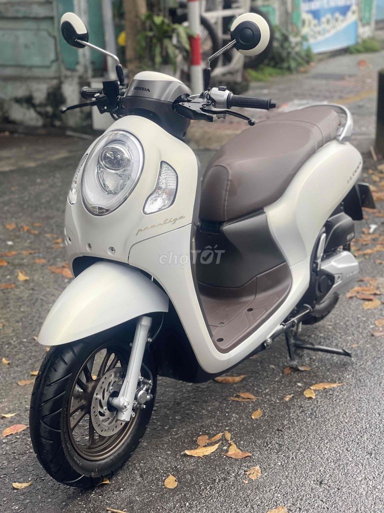Honda Scoopy 2024 Trắng. Mua bán Xe máy tại Quận Thanh Khê Đà Nẵng được đăng bởi Song Vo hình 5