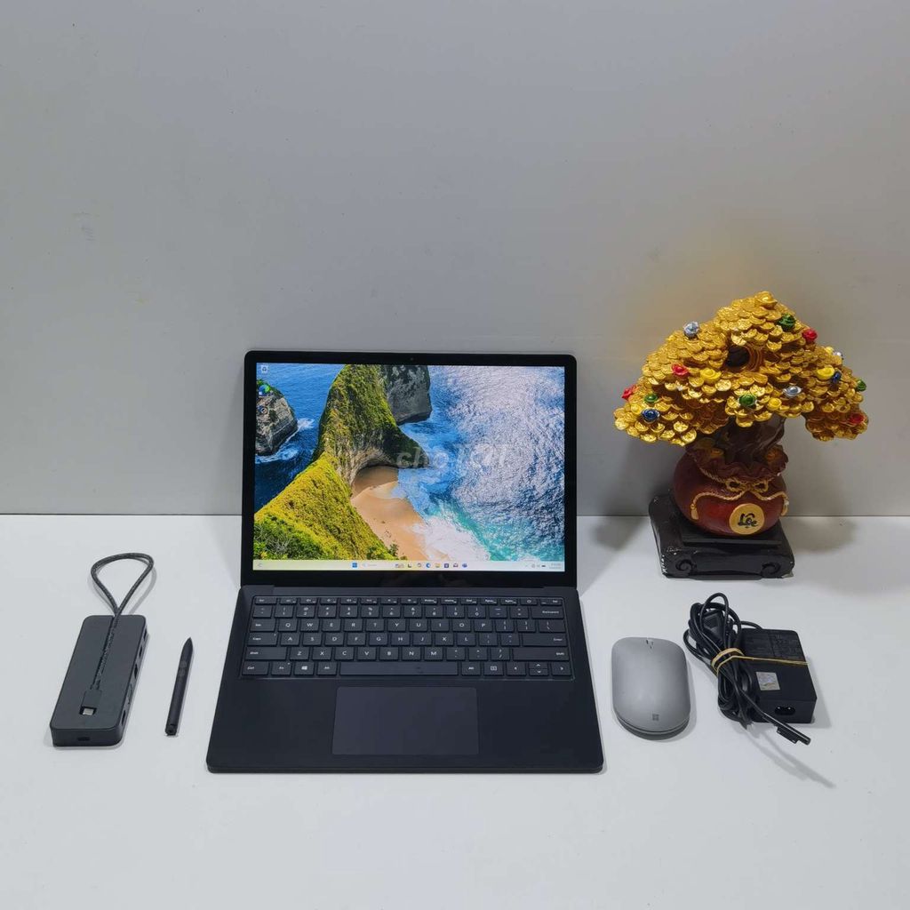 Microsoft Surface Laptop 3 i7 16GB/512GB. Mua bán Laptop tại Quận 10 Tp Hồ Chí Minh được đăng bởi Minh Minh hình 1
