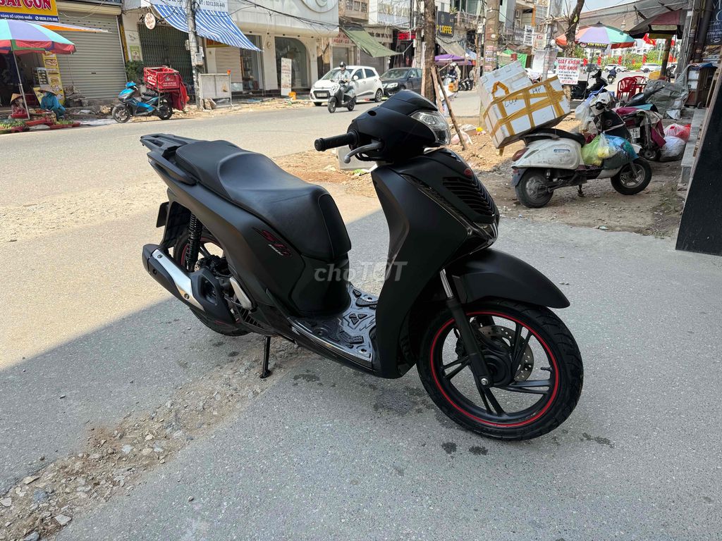 Sh 150 Cbs 2019 đen sần xịn xe zin đi ít. Mua bán Xe máy tại Quận Ngô Quyền Hải Phòng được đăng bởi Dương Vũ hình 1