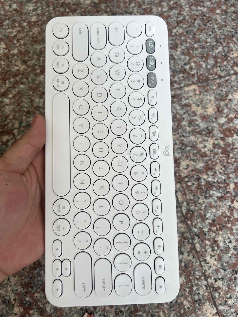 Bàn phím Logitech K380 Trắng Bluetooth. Mua bán Phụ kiện (Màn hình, Chuột...) tại Huyện Nhà Bè Tp Hồ Chí Minh được đăng bởi Nam hình 1
