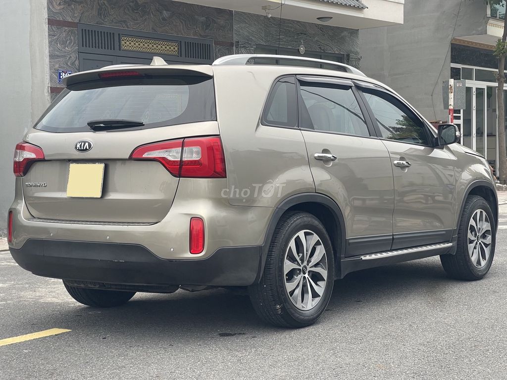 Kia Sorento GAT 2016 máy xăng số tự động. Mua bán Ô tô tại Quận Gò Vấp Tp Hồ Chí Minh được đăng bởi Quang hình 3