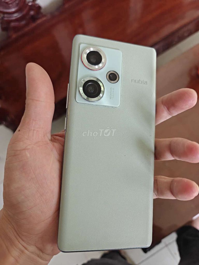 ZTE Nubia Z50 Mới 98-99%. Mua bán Điện thoại tại Huyện Chợ Lách Bến Tre được đăng bởi quả chuối hình 1