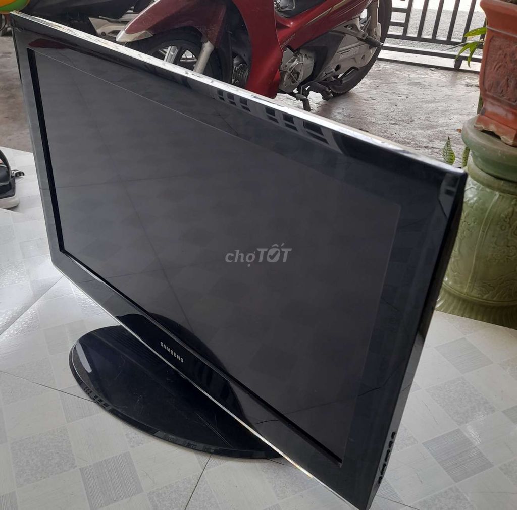Thanh lý xác Tivi Samsung La32a450c1 có nguồn. Mua bán Tivi, Âm thanh tại Thành phố Thủ Dầu Một Bình Dương được đăng bởi Phú Dương  hình 1