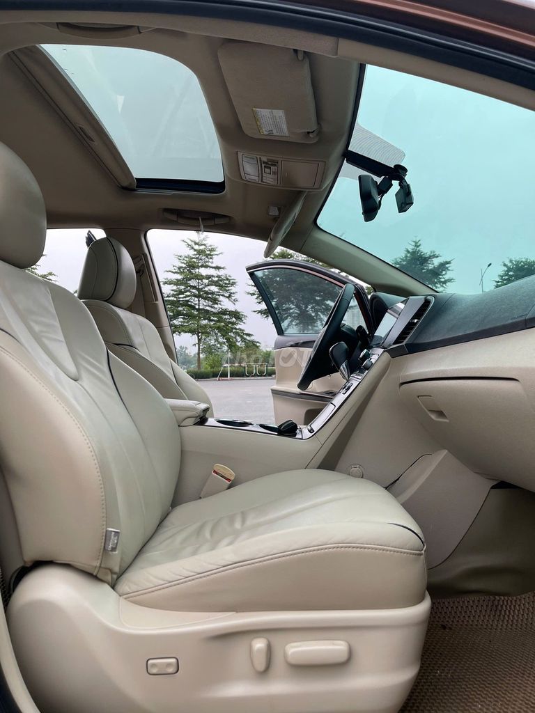 Toyota Venza 2.7 bản Full kịch HÀNG SƯU TẦM HIẾM. Mua bán Ô tô tại Quận Thanh Xuân Hà Nội được đăng bởi Vạn Phát  Auto hình 11