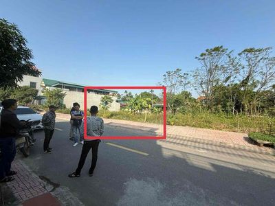 cần bán mảnh đất tổ dân phố số 4 Đào văn Tập. Mua bán đất tại Thị xã Duy Tiên Hà Nam được đăng bởi Bùi Văn Linh