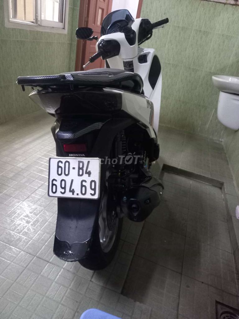 Cần bán xe SH 150i đời 2017. Mua bán Xe máy tại Thành phố Biên Hòa Đồng Nai được đăng bởi Khoa Phương  hình 1