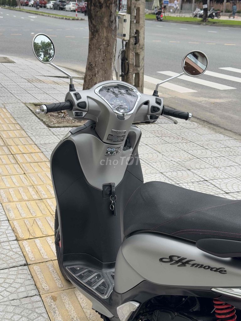 Hon Da Sh mode dk 2020 phanh abs . chính chủ. Mua bán Xe máy tại Quận Cẩm Lệ Đà Nẵng được đăng bởi 153 Đường 2 tháng 9 Hoà cường Tp Đà Nẵng  hình 7