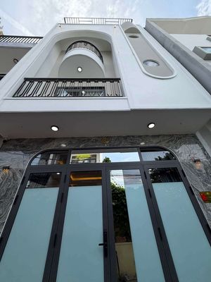 Аренда · 3 комн. · 60 м² · Quận Hải Châu, ул. Đường Trưng Nữ Vương