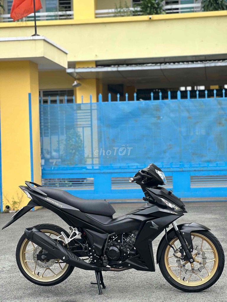 HONDA WINNER V1 CHÍNH CHỦ HỔ TRỢ GÓP TAY ĐÔI. Mua bán Xe máy tại Thành phố Thủ Đức Tp Hồ Chí Minh được đăng bởi Xe Máy Nguyễn Phụng hình 5