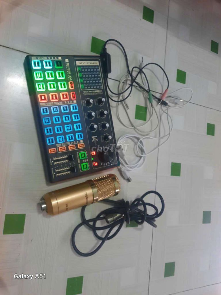 Micro MB900 Soundcard K300 Đã sử dụng. Mua bán Tivi, Âm thanh tại Huyện Củ Chi Tp Hồ Chí Minh được đăng bởi Hòa Văn hình 1