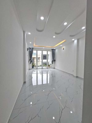 Nhà phố 80 m² · 7 PN · Đường Bình Phú