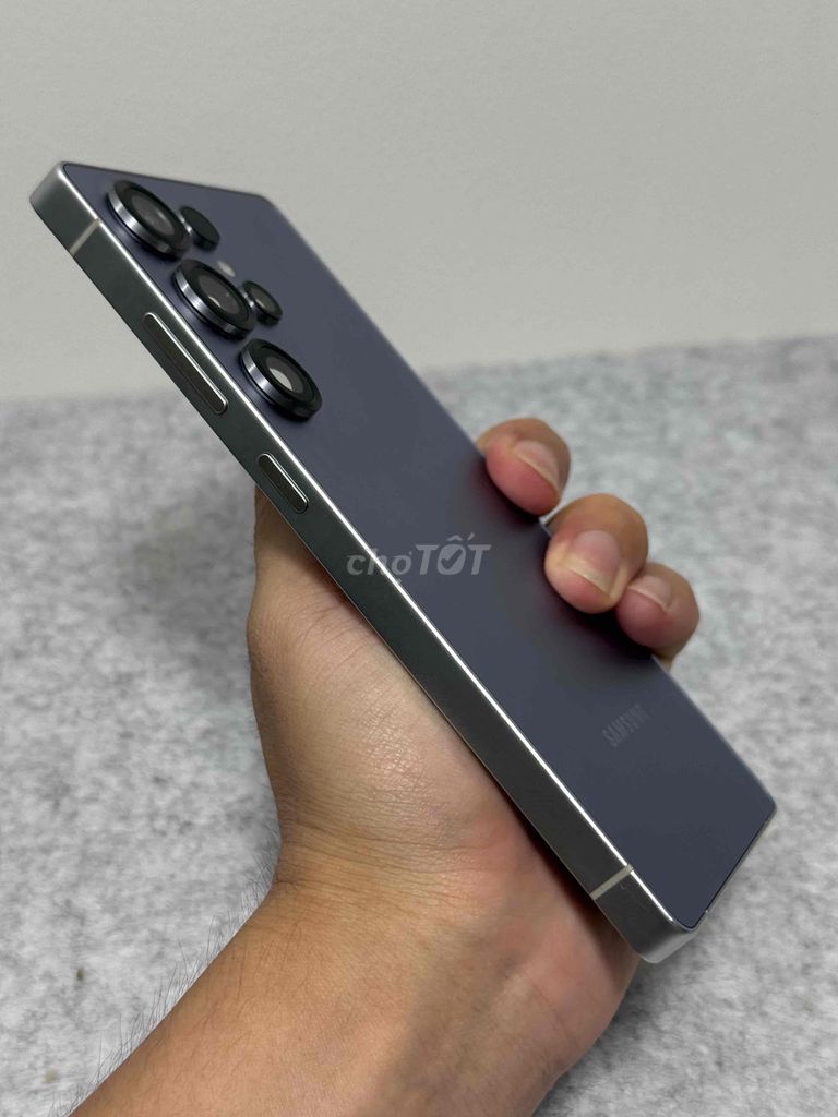 Samsung S25Ultra 256G. Mua bán Điện thoại tại Quận 3 Tp Hồ Chí Minh được đăng bởi Phone2Hand hình 2