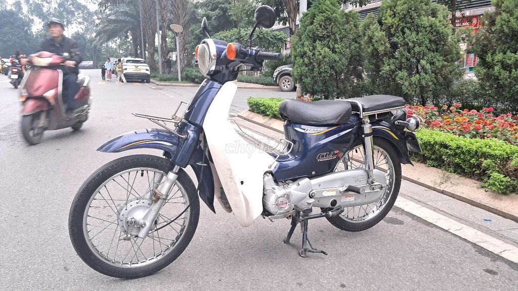 Honda Cub Xanh đậm, Trắng. Mua bán Xe máy tại Quận Hai Bà Trưng Hà Nội được đăng bởi bùi hữu liêm  hình 3