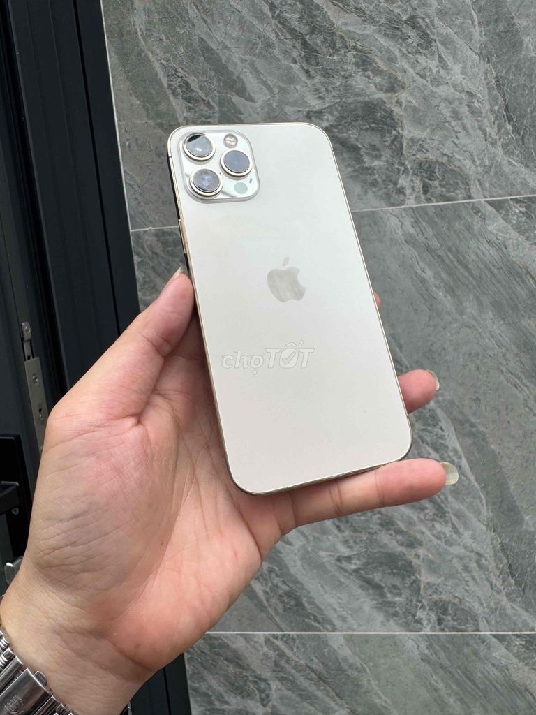 Apple iPhone 12 Pro Max 256GB Vàng. Mua bán Điện thoại tại Thành phố Vũng Tàu Bà Rịa - Vũng Tàu được đăng bởi BINHHYK  hình 1