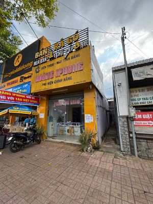 Nhà phố kinh doanh kết hợp ở, đ. Hồ Thị Hương Tp. Long Khánh, Đồng Nai. Cho thuê nhà ở tại Thành phố Long Khánh Đồng Nai được đăng bởi Hoàng Việt Vũ