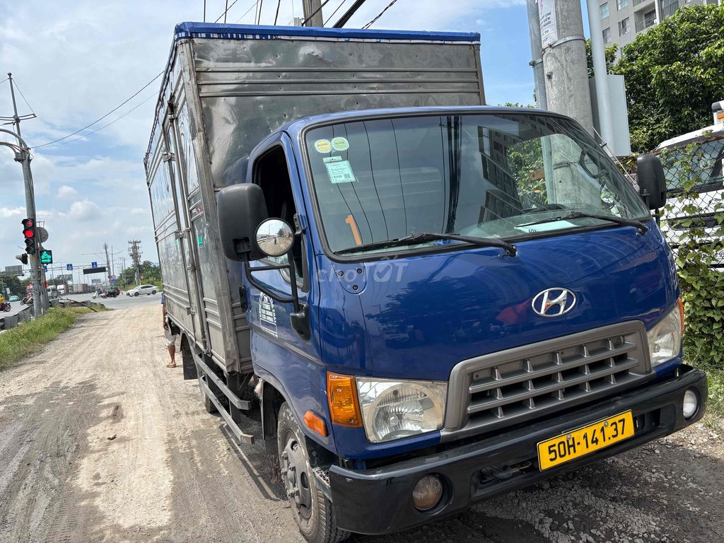 Huyndai hd65 1,8t đời 2014 thùng 4,4*2,1*2 mlanh. Mua bán Xe tải, xe ben tại Huyện Bình Chánh Tp Hồ Chí Minh được đăng bởi Vi hình 2