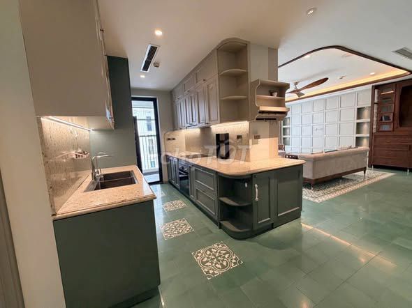 Апартаменты в Iris Garden My Dinh, 135 кв.м, с мебелью