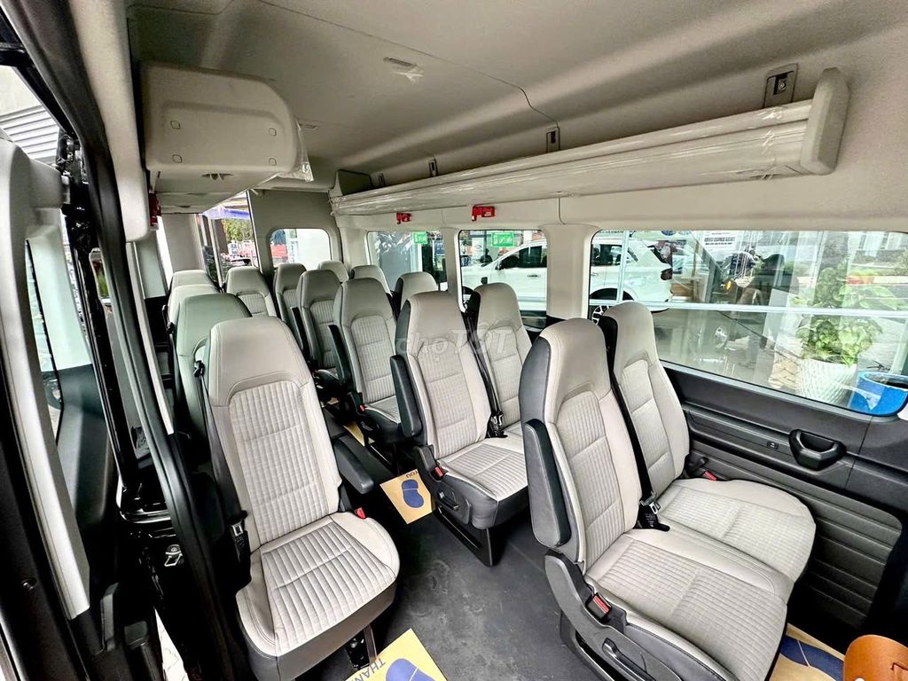 𝐓𝐑𝐀𝐍𝐒𝐈𝐓 𝟏𝟖 𝐂𝐇𝐎̂̃ - Đ𝐄𝐍 𝐓𝐑𝐀̆́𝐍𝐆 𝐁𝐀̣𝐂 𝐇𝐎̂̀ 𝐒𝐎̛ 𝐒𝐀̆̀𝐍. Mua bán Ô tô tại Quận 3 Tp Hồ Chí Minh được đăng bởi QUỐC TRUNG FORD hình 7