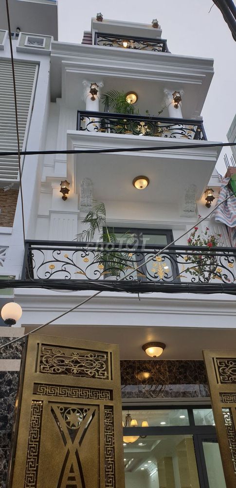 Nhà đẹp HXH Trần Trọng Cung 4x18 m , 4 Phòng ngủ