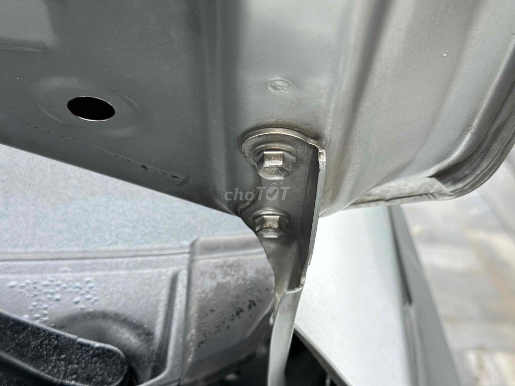 Cần bán Vios E 2017 MT Bạc Full Đồ. Mua bán Ô tô tại Quận Hoàng Mai Hà Nội được đăng bởi Thang Pham hình 12