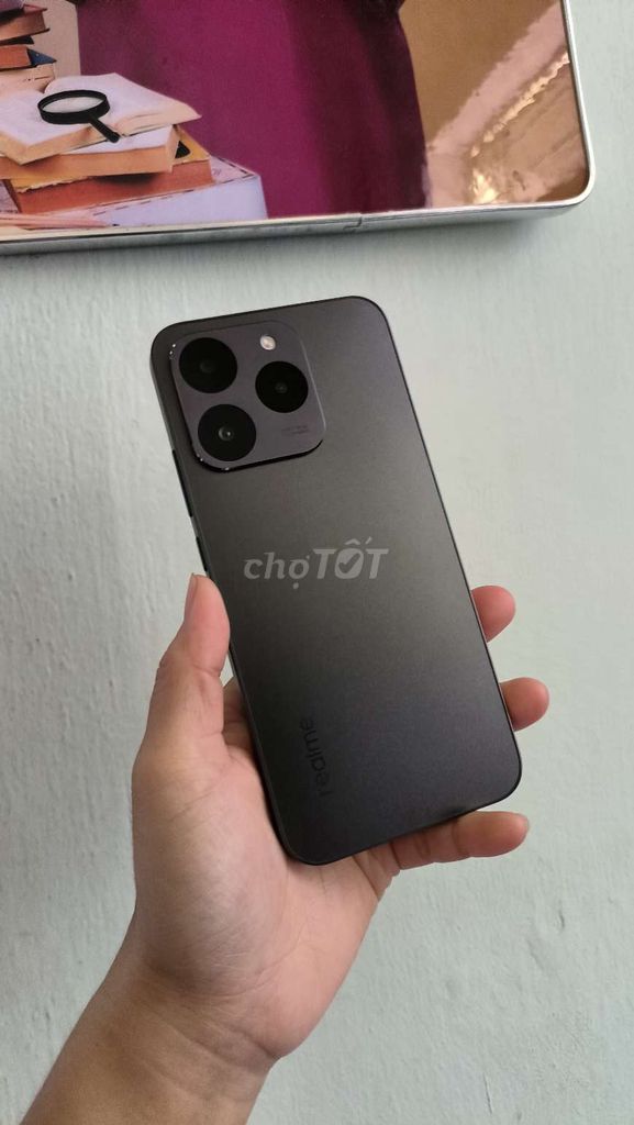 Realme 15T 256G/12G Đen BH rơi vỡ, mới 99%. Mua bán Điện thoại tại Quận Hải Châu Đà Nẵng được đăng bởi phong hình 1