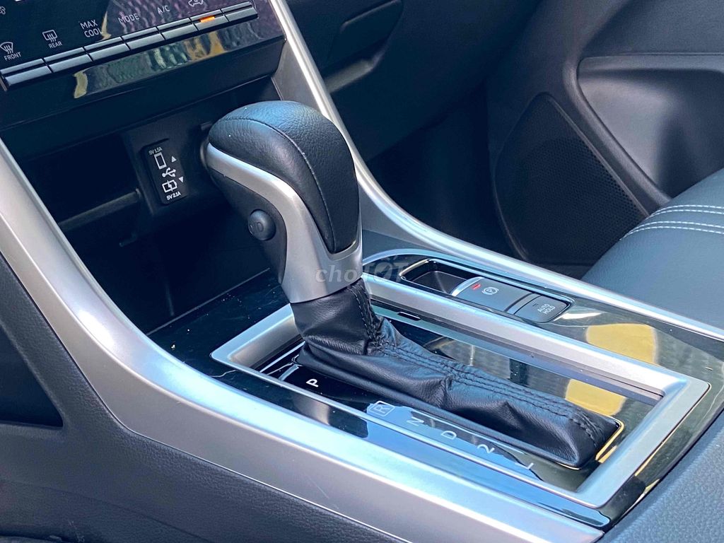 Mitsubishi Xpander Cross 2022 - 42600 km. Mua bán Ô tô tại Thành phố Thủ Đức Tp Hồ Chí Minh được đăng bởi Quang  hình 8