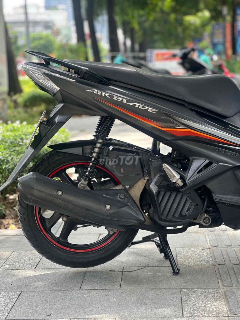 Хонда Виннер X 2020, черная, 13000 км, автоматическая