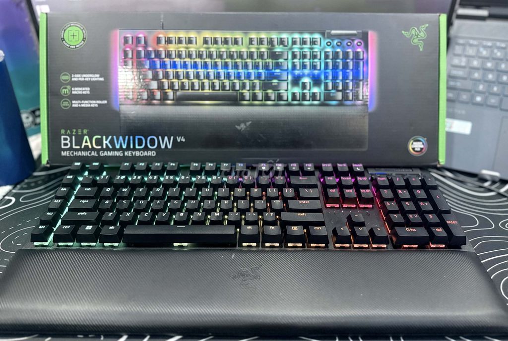 Bàn phím Razer BlackWidow V4 Green Switch. Mua bán Phụ kiện (Màn hình, Chuột...) tại Quận Tân Bình Tp Hồ Chí Minh được đăng bởi Hà Anh Tuấn hình 1