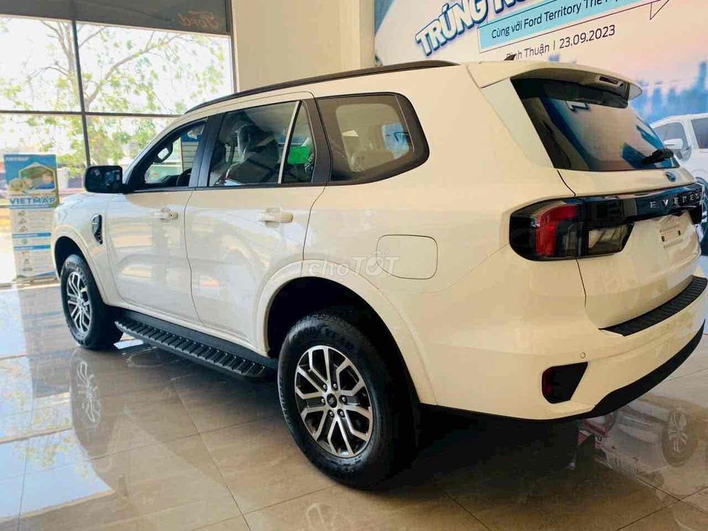 2025 Everest AB Trắng xe sẵn Bank 80%, lãi 7,5%. Mua bán Ô tô tại Thành phố Thủ Đức Tp Hồ Chí Minh được đăng bởi FORD THỦ ĐỨC TRẦN THẮNG  hình 10