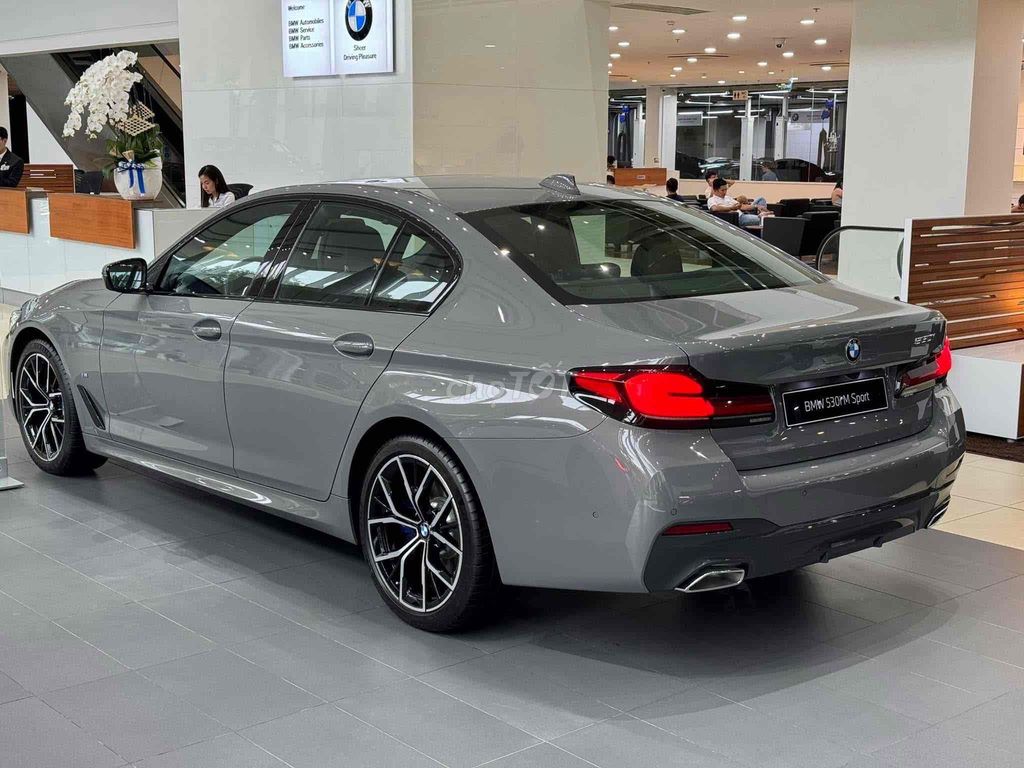 BMW 5 Series 2022 530i M Sport Ưu Đãi 🔥🔥🔥. Mua bán Ô tô tại Quận Bình Tân Tp Hồ Chí Minh được đăng bởi Hồ Nhật Anh hình 9