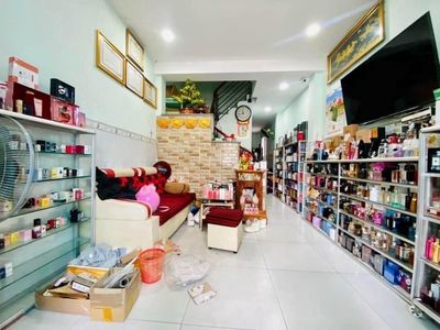 🏡 TÂN PHÚ – HIẾM NHÀ  Nhỉnh 5 TỶ – HẺM XE TẢI TRÁNH – NỞ HẬU. Mua bán nhà ở tại Quận Tân Phú Tp Hồ Chí Minh được đăng bởi Đại Nhà Phố