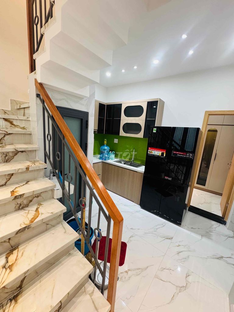 Новый красивый дом в переулке 276 Thống Nhất, в районе 16