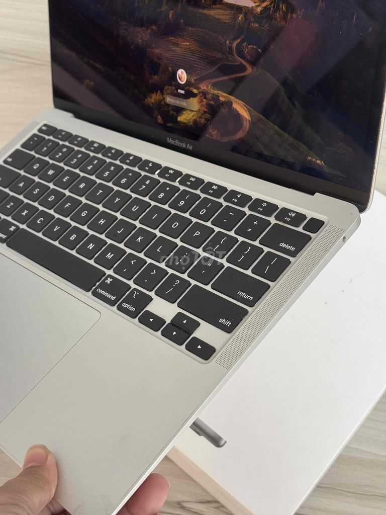 Macbook Air Retina 2020 -M1 ,8 GB - 256 gb mỹ