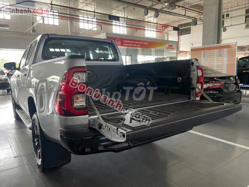 Toyota Hilux 2.4L 4x2 AT 2025. Mua bán Ô tô tại Quận Hoàng Mai Hà Nội được đăng bởi Khánh hình 3