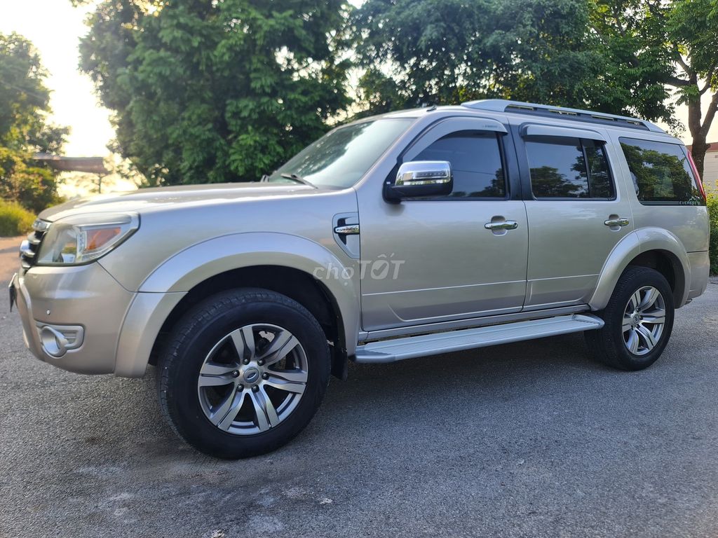 Ford Everest 2011 máy dầu số tự động. Mua bán Ô tô tại Quận 12 Tp Hồ Chí Minh được đăng bởi Xuân Trường hình 2