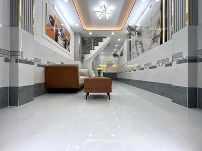 Townhouse 27 m² · 2 bed · Đường Huỳnh Tấn Phát