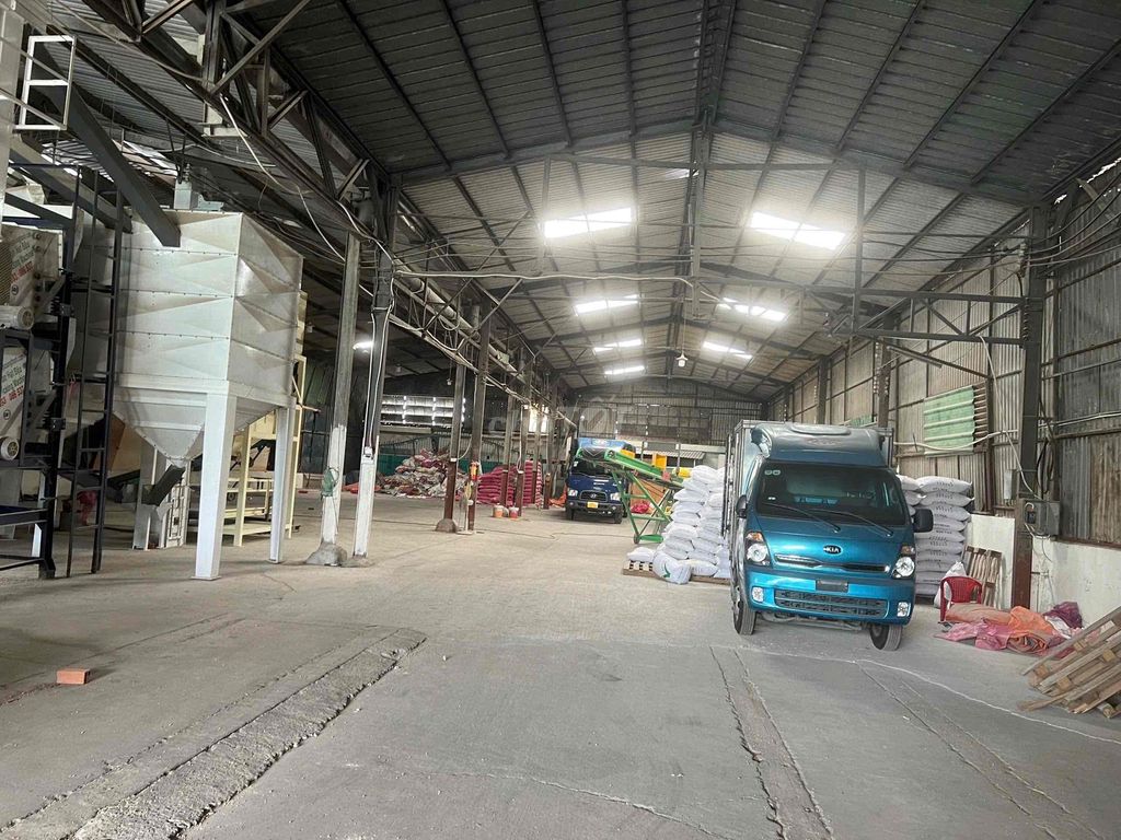 Cho thuê Xưởng 1150m2 Dĩ An - Bình Dương. Cho thuê văn phòng, mặt bằng kinh doanh tại Thành phố Dĩ An Bình Dương được đăng bởi Hoàng Trung Hiếu hình 4