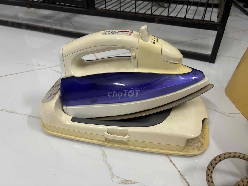 Bàn ủi không dây Panasonic NI-L45NS. Mua bán Nội thất, đồ gia dụng khác tại Quận 12 Tp Hồ Chí Minh được đăng bởi Nguyễn Văn Hòa hình 1