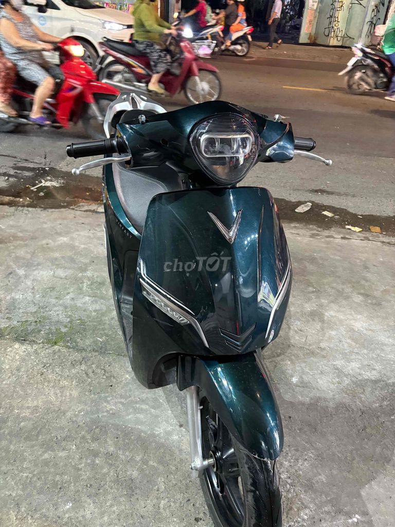 Feliz S Lướt 10.000km như mới 2023  Pin thuê