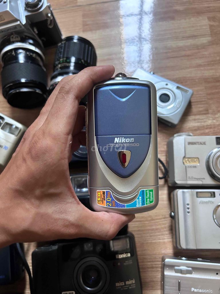 Máy ảnh Nikon Coolpix 2500. Mua bán Máy ảnh, Máy quay tại Huyện Bình Chánh Tp Hồ Chí Minh được đăng bởi Nguyễn Khanh hình 1