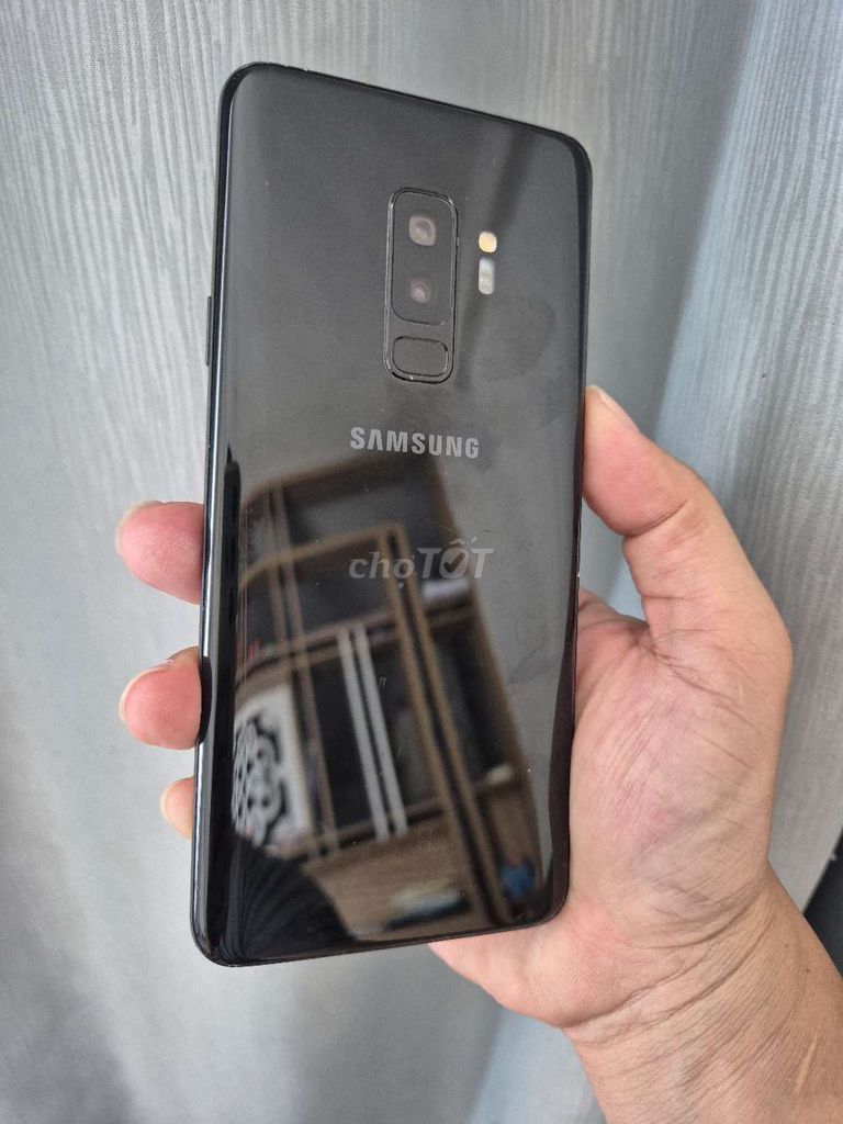 Samsung S9+ 64GB Mỹ Snapdragon. Mua bán Điện thoại tại Quận 8 Tp Hồ Chí Minh được đăng bởi Phan Minh Tân hình 1