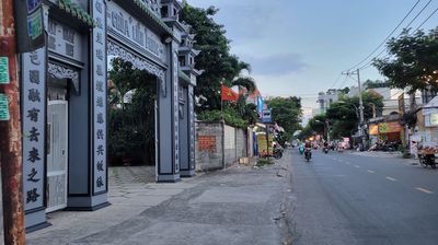 NHÀ ĐẸP HẺM ÔTÔ THÔNG LINH XUÂN THỦ ĐỨC  - 117 M2 -  TIỆN ÍCH BỦA VÂY. Mua bán nhà ở tại Thành phố Thủ Đức Tp Hồ Chí Minh được đăng bởi Nguyễn Trọng Nguyễn